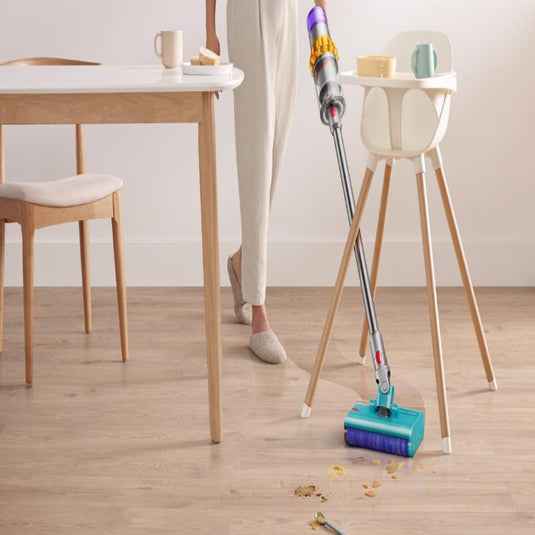 Dyson V15s Detect Submarine™ wet and dry vacuum cleaner