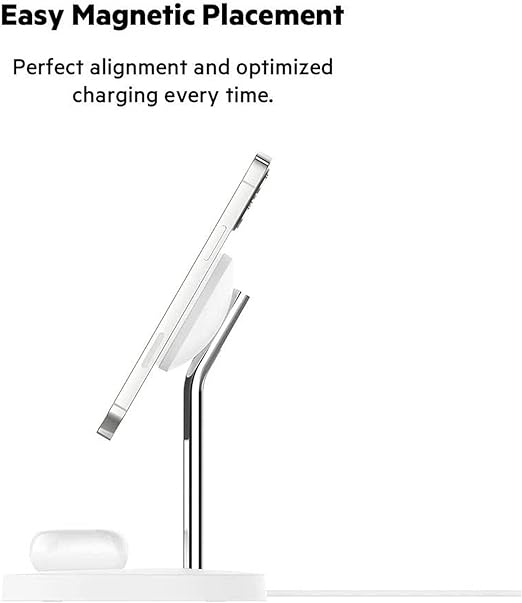 Belkin BOOSTCHARGE PRO MagSafe 2 في 1 مع حامل شاحن لاسلكي بقدرة 15 وات باللون الأبيض البريطاني